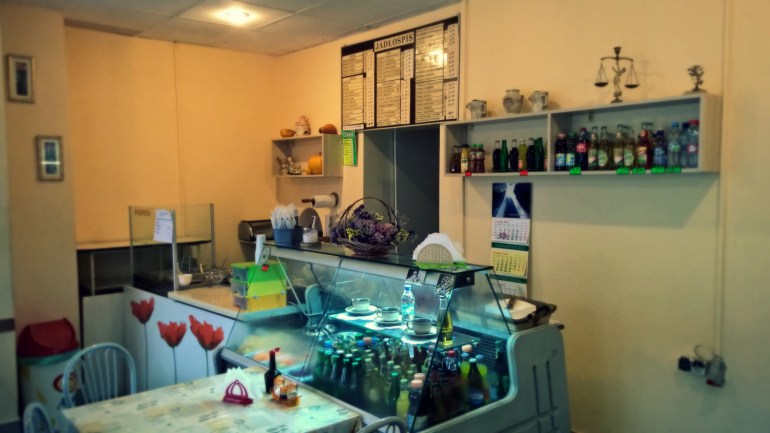 Bar pod arkadami NH 2