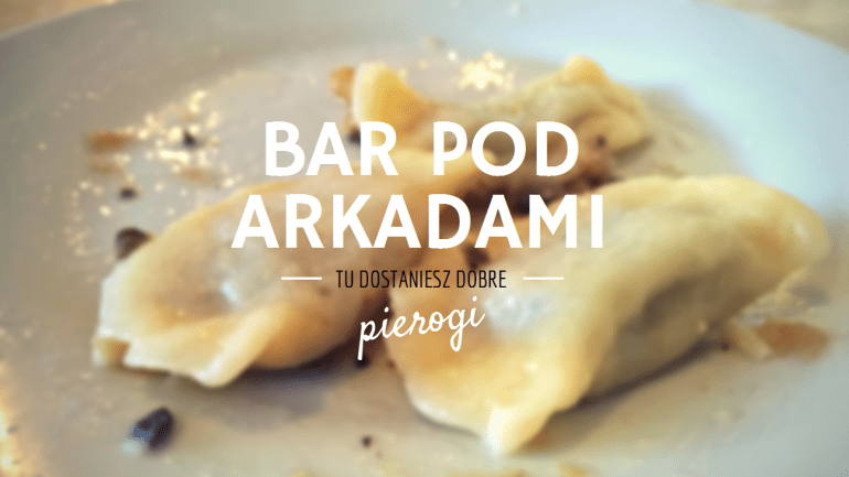 Bar pod arkadami Nowa Huta